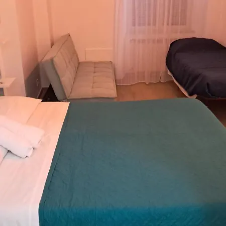 Domus Turno By Local Domus בית הארחה 4*